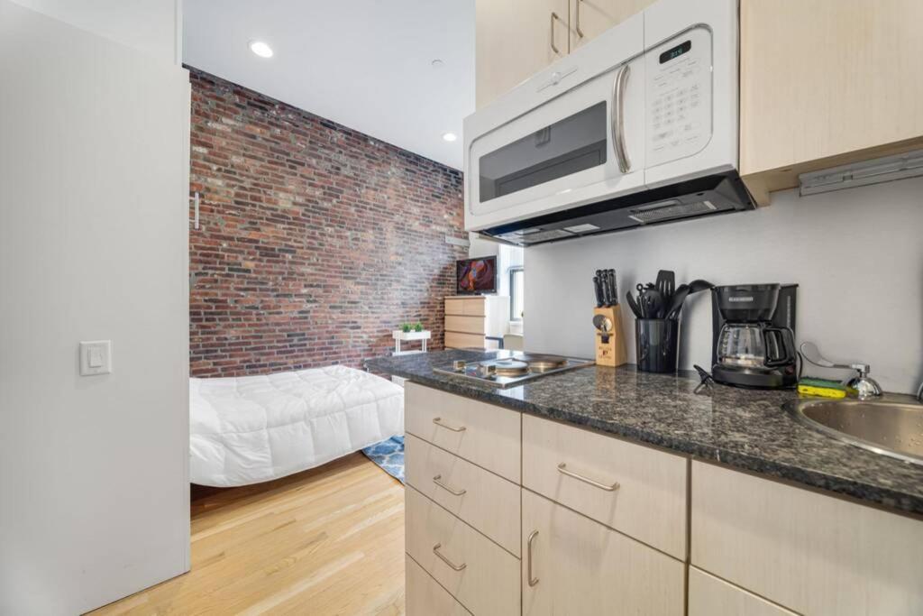 Simple Furnished Studio In The Heart Of Boston Kültér fotó